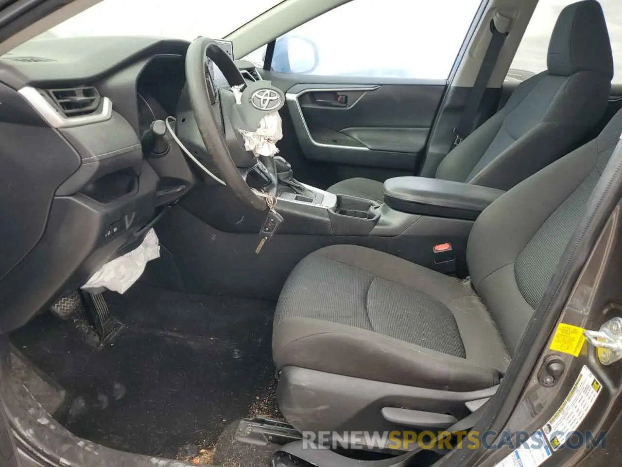 7 Photograph of a damaged car 2T3G1RFV3MC251939 TOYOTA RAV4 2021