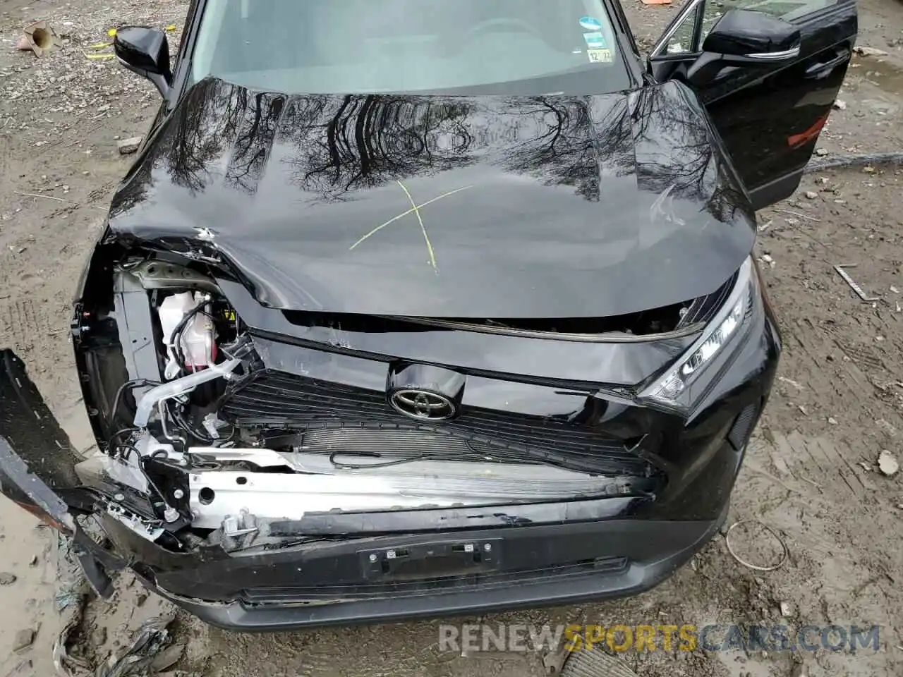 11 Photograph of a damaged car 2T3G1RFV4MC247429 TOYOTA RAV4 2021