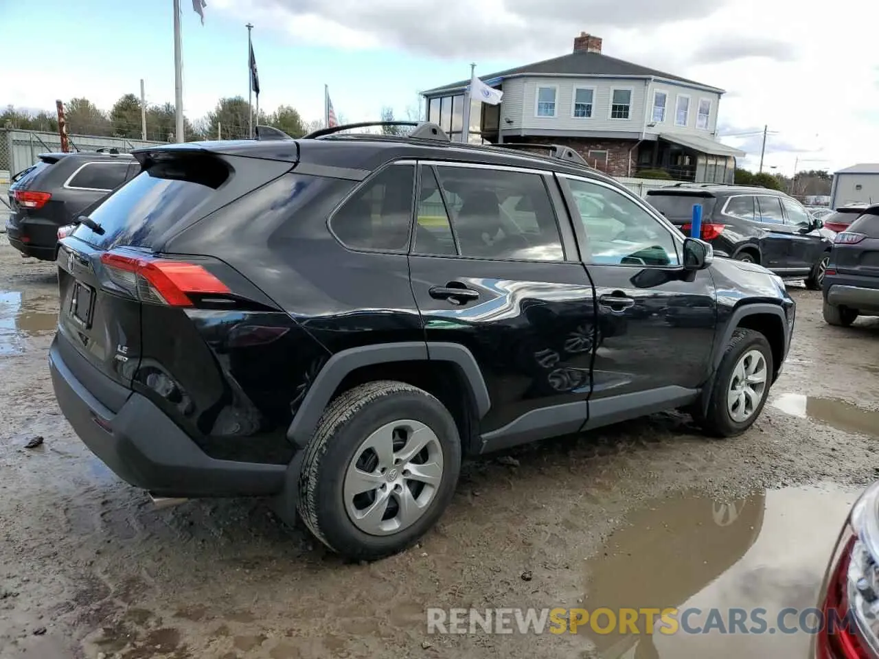3 Photograph of a damaged car 2T3G1RFV4MW148480 TOYOTA RAV4 2021