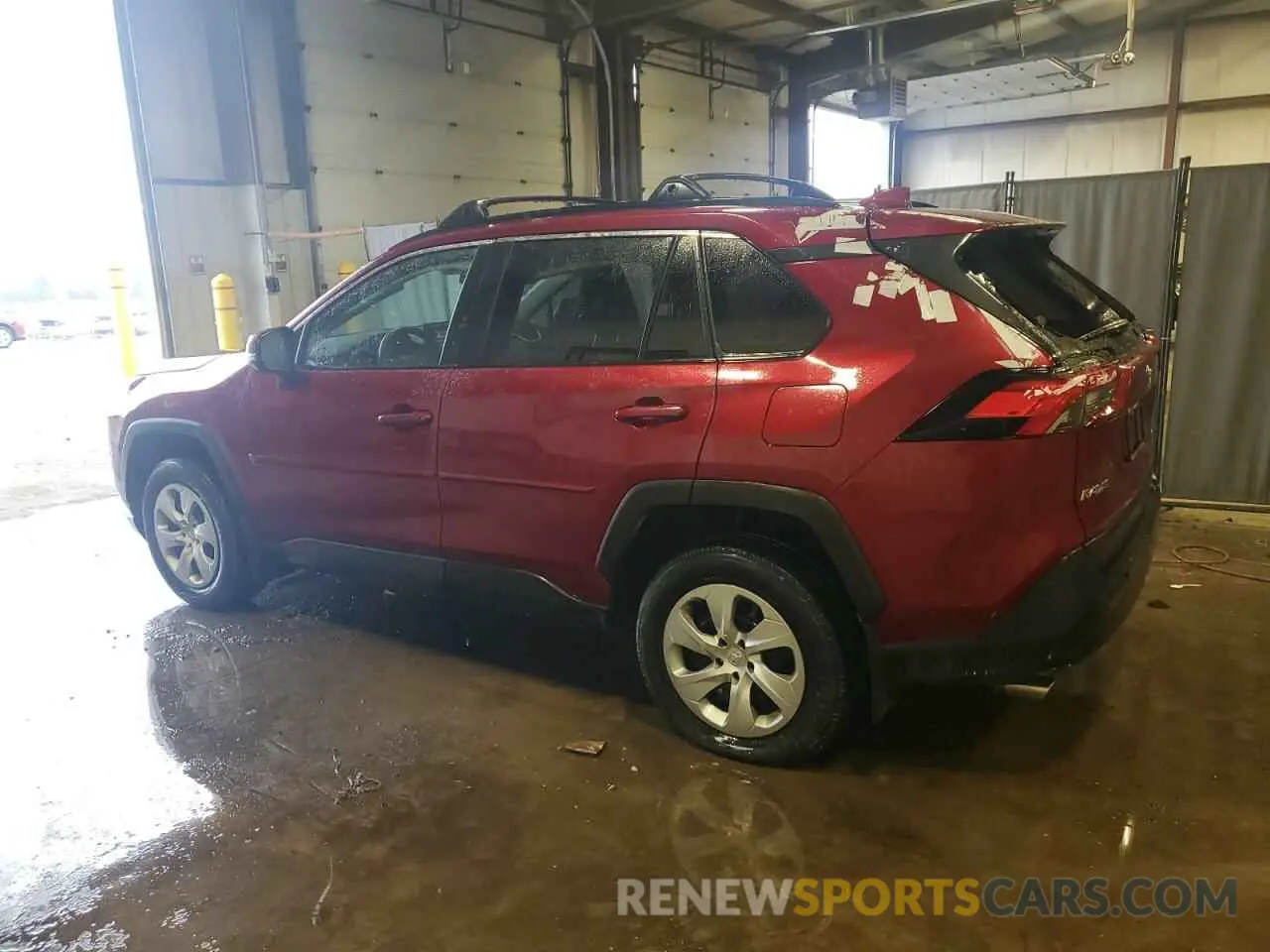 2 Photograph of a damaged car 2T3G1RFV4MW177137 TOYOTA RAV4 2021