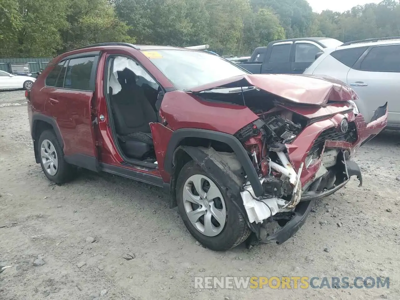 4 Photograph of a damaged car 2T3G1RFV4MW209214 TOYOTA RAV4 2021