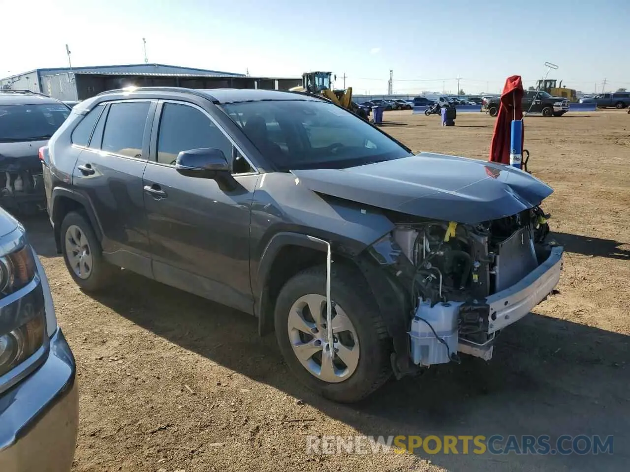 4 Photograph of a damaged car 2T3G1RFV4MW220651 TOYOTA RAV4 2021