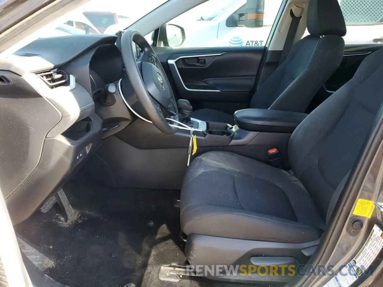 7 Photograph of a damaged car 2T3G1RFV4MW220651 TOYOTA RAV4 2021