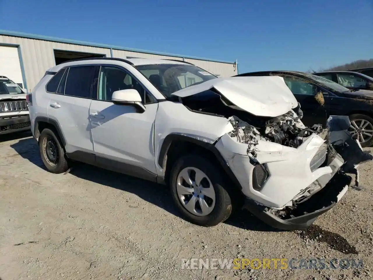 4 Photograph of a damaged car 2T3G1RFV5MC163006 TOYOTA RAV4 2021