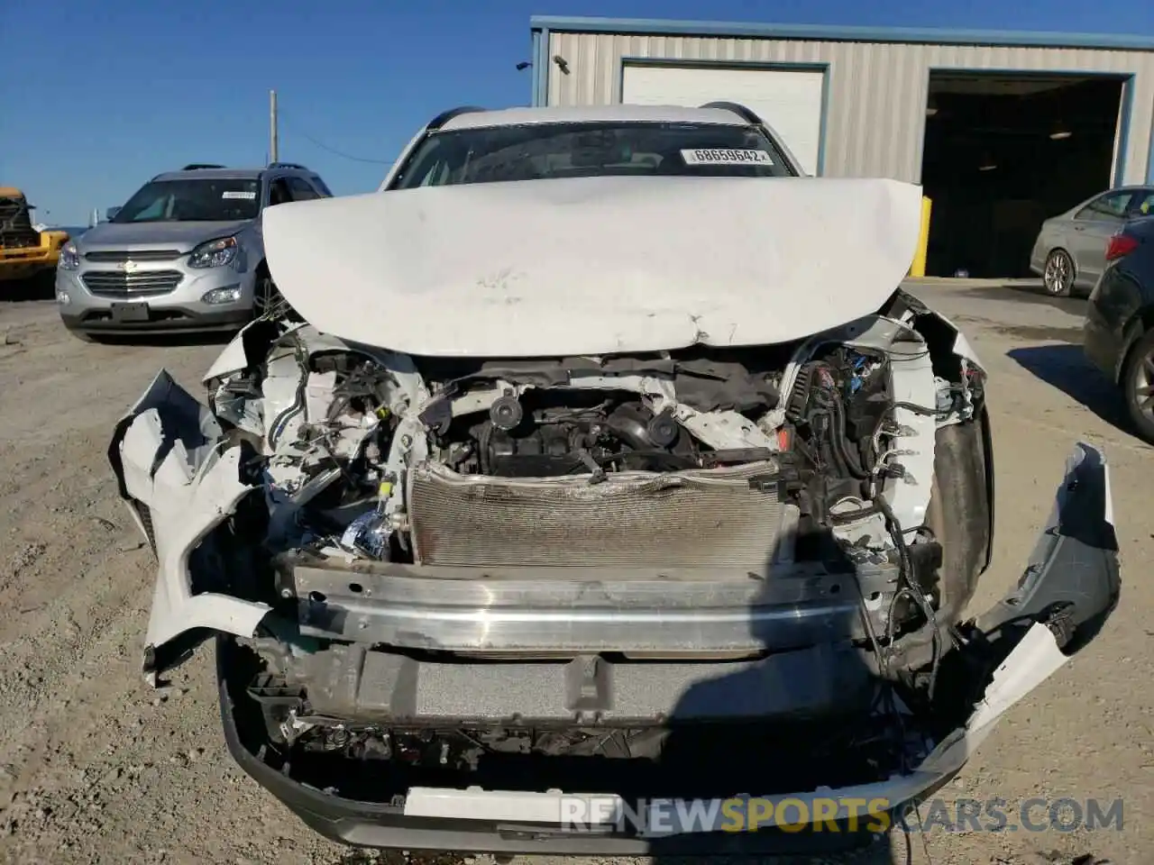 5 Photograph of a damaged car 2T3G1RFV5MC163006 TOYOTA RAV4 2021