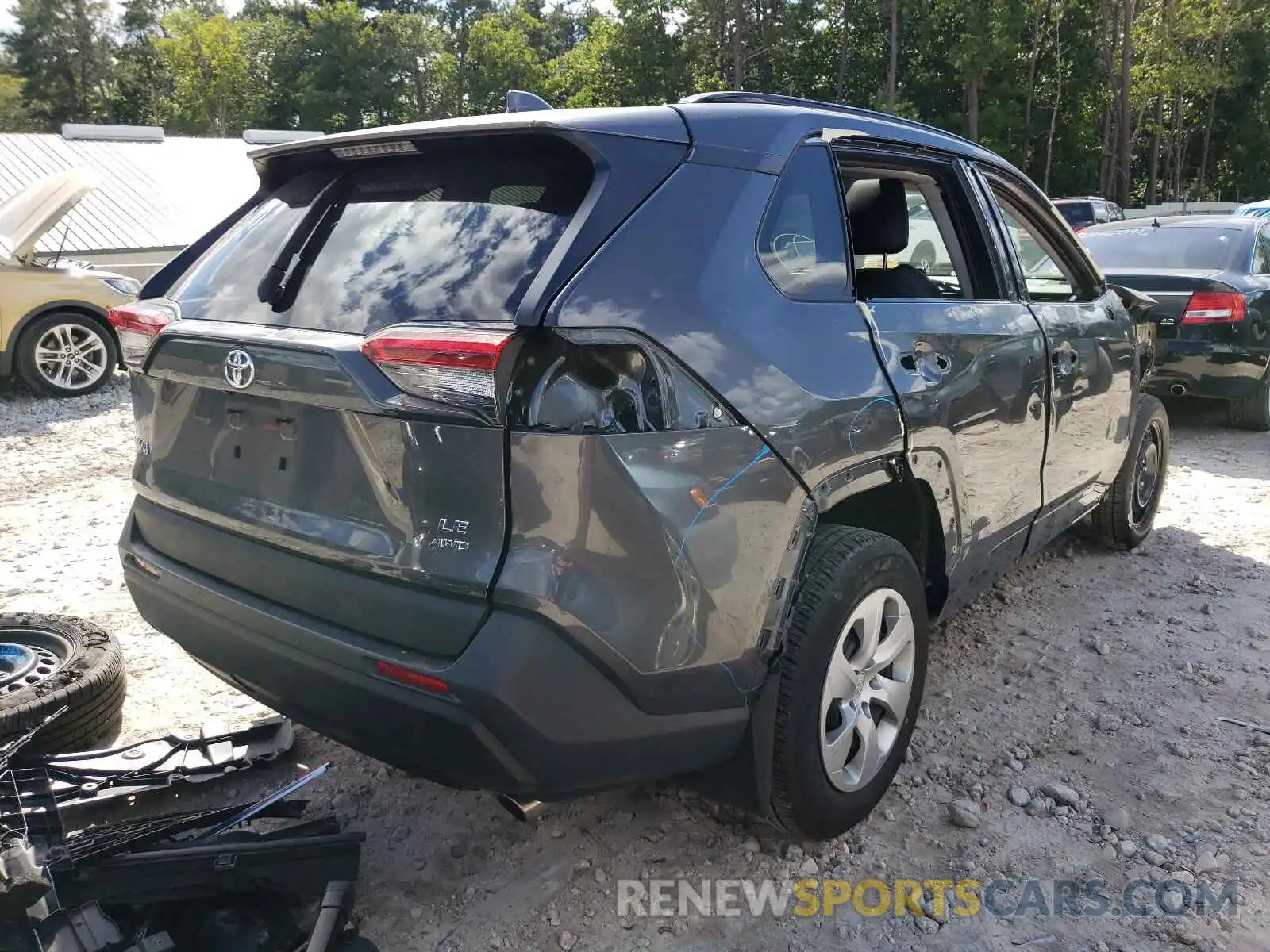 4 Photograph of a damaged car 2T3G1RFV5MW140145 TOYOTA RAV4 2021