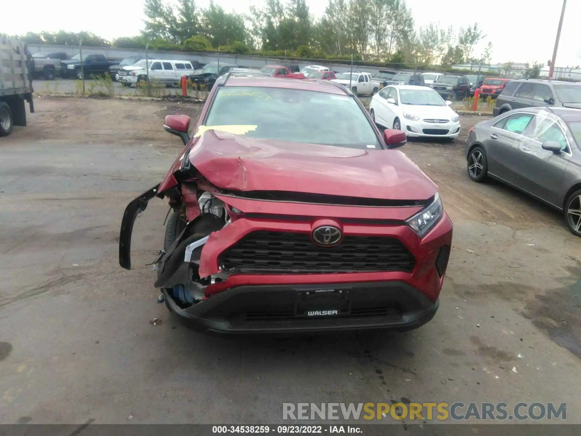 6 Photograph of a damaged car 2T3G1RFV5MW165367 TOYOTA RAV4 2021