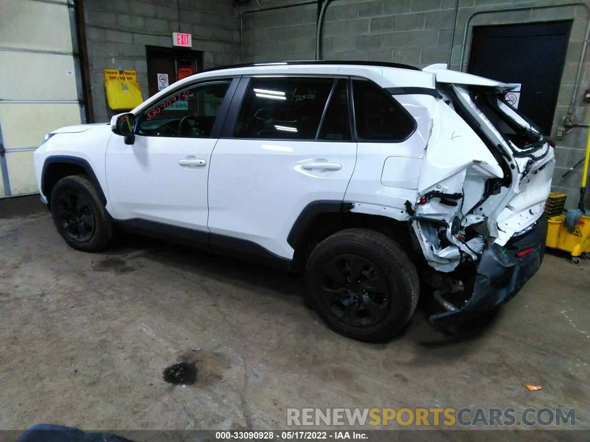 3 Photograph of a damaged car 2T3G1RFV6MC166707 TOYOTA RAV4 2021