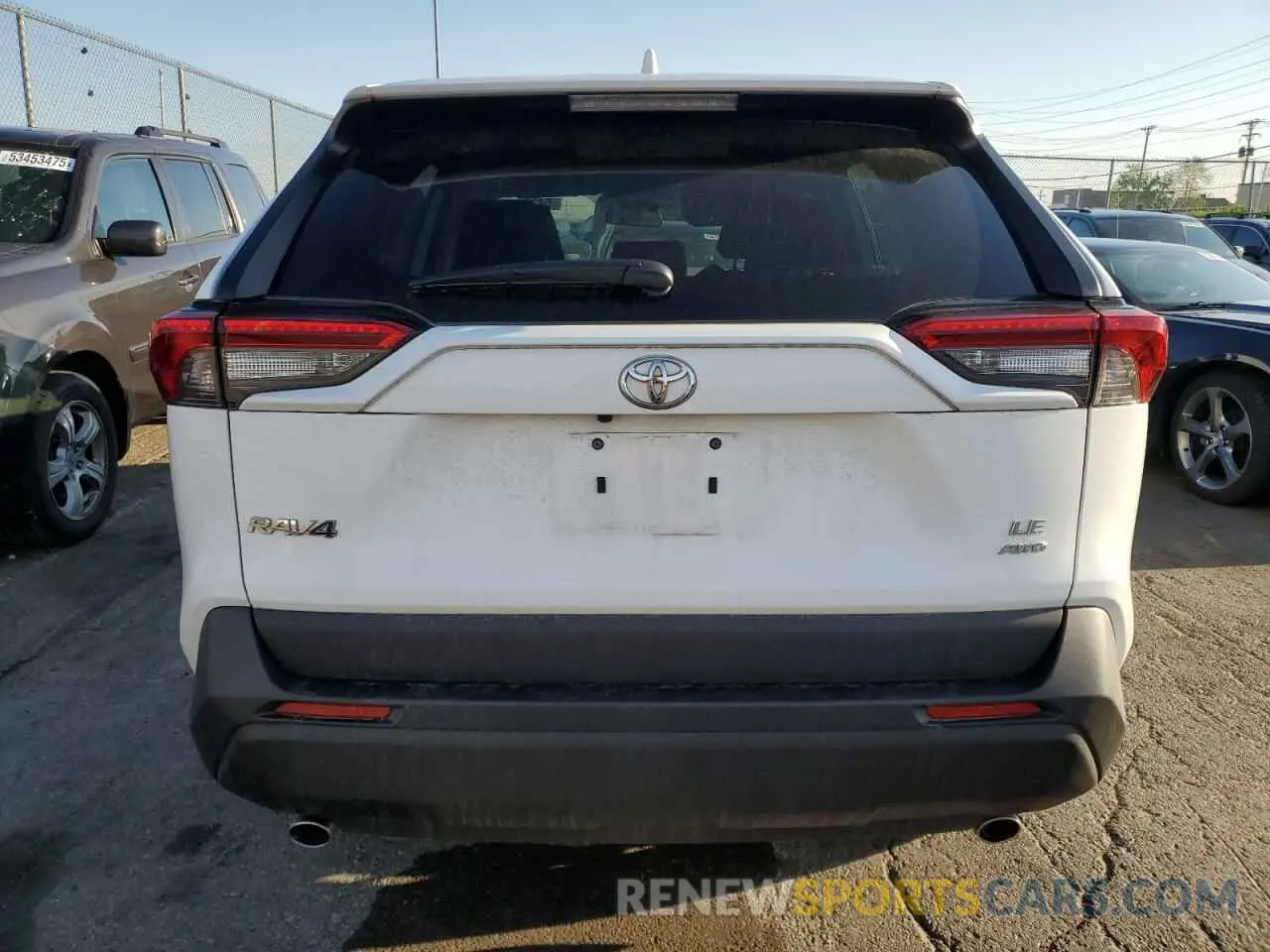 6 Photograph of a damaged car 2T3G1RFV6MC181708 TOYOTA RAV4 2021