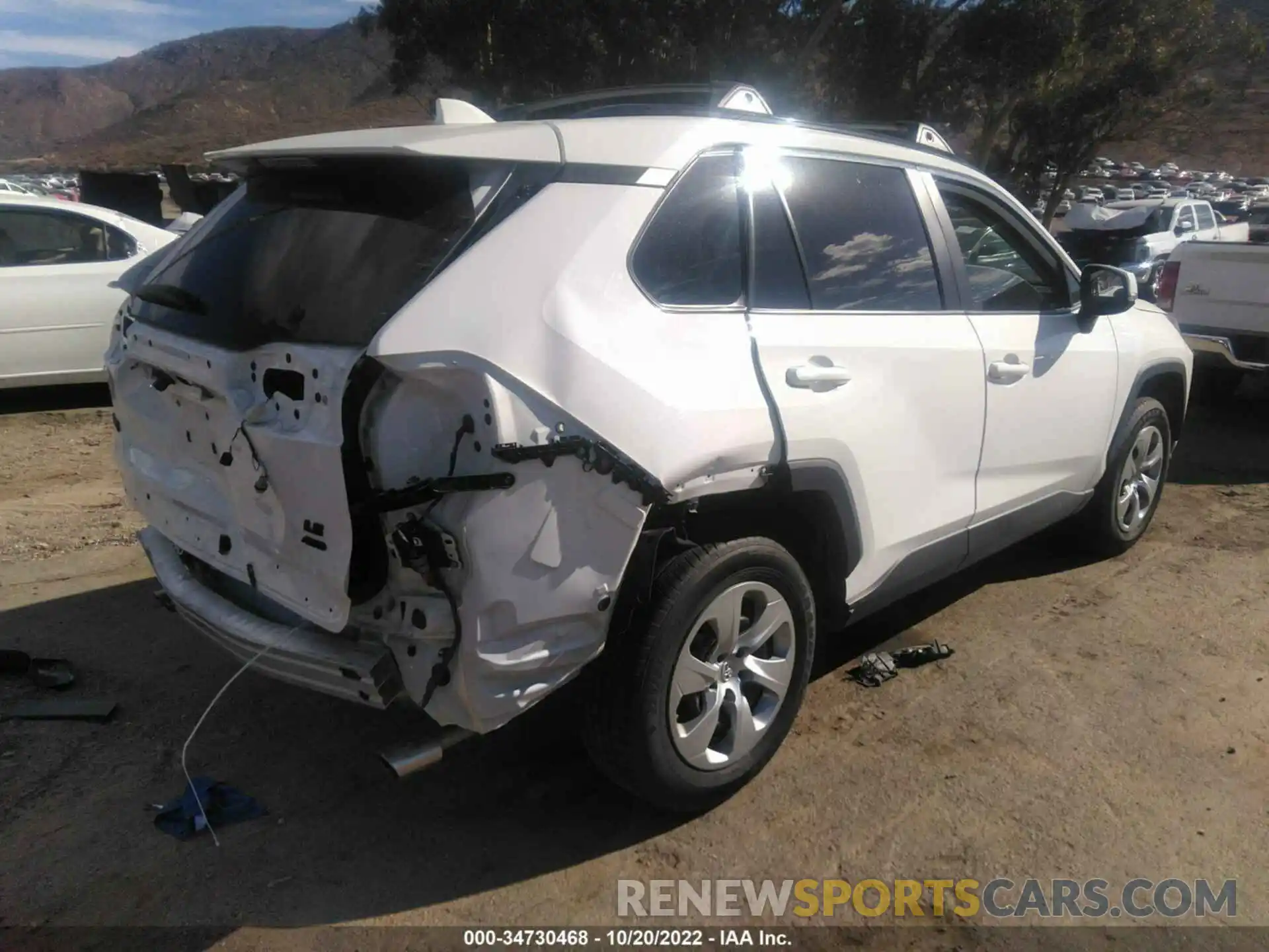 4 Photograph of a damaged car 2T3G1RFV6MC244709 TOYOTA RAV4 2021