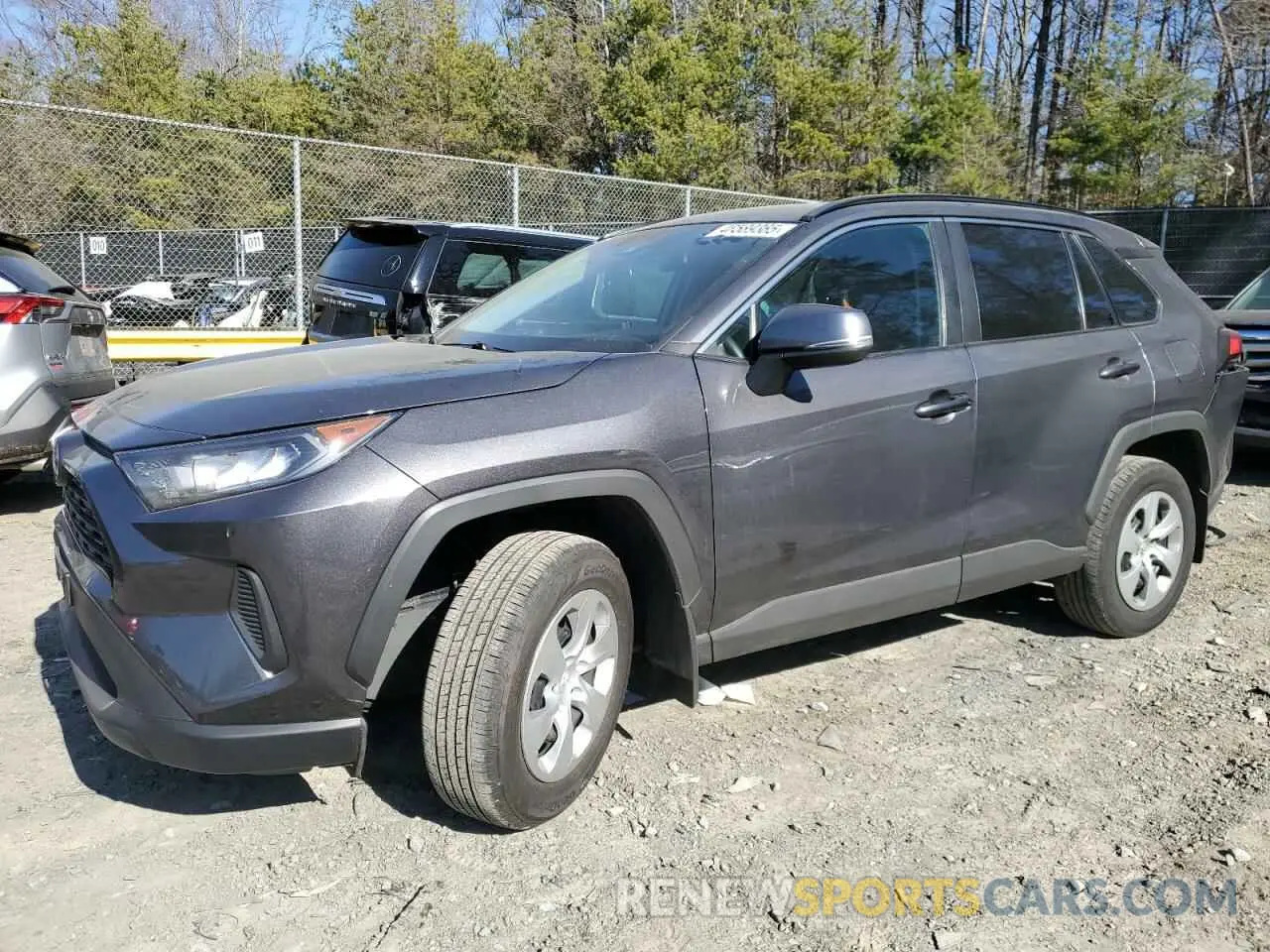 1 Photograph of a damaged car 2T3G1RFV6MW234082 TOYOTA RAV4 2021