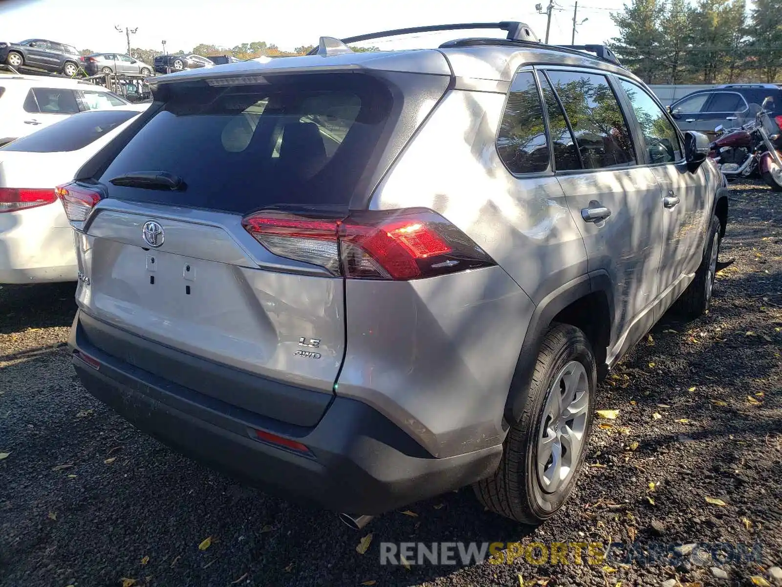 4 Photograph of a damaged car 2T3G1RFV7MC162536 TOYOTA RAV4 2021