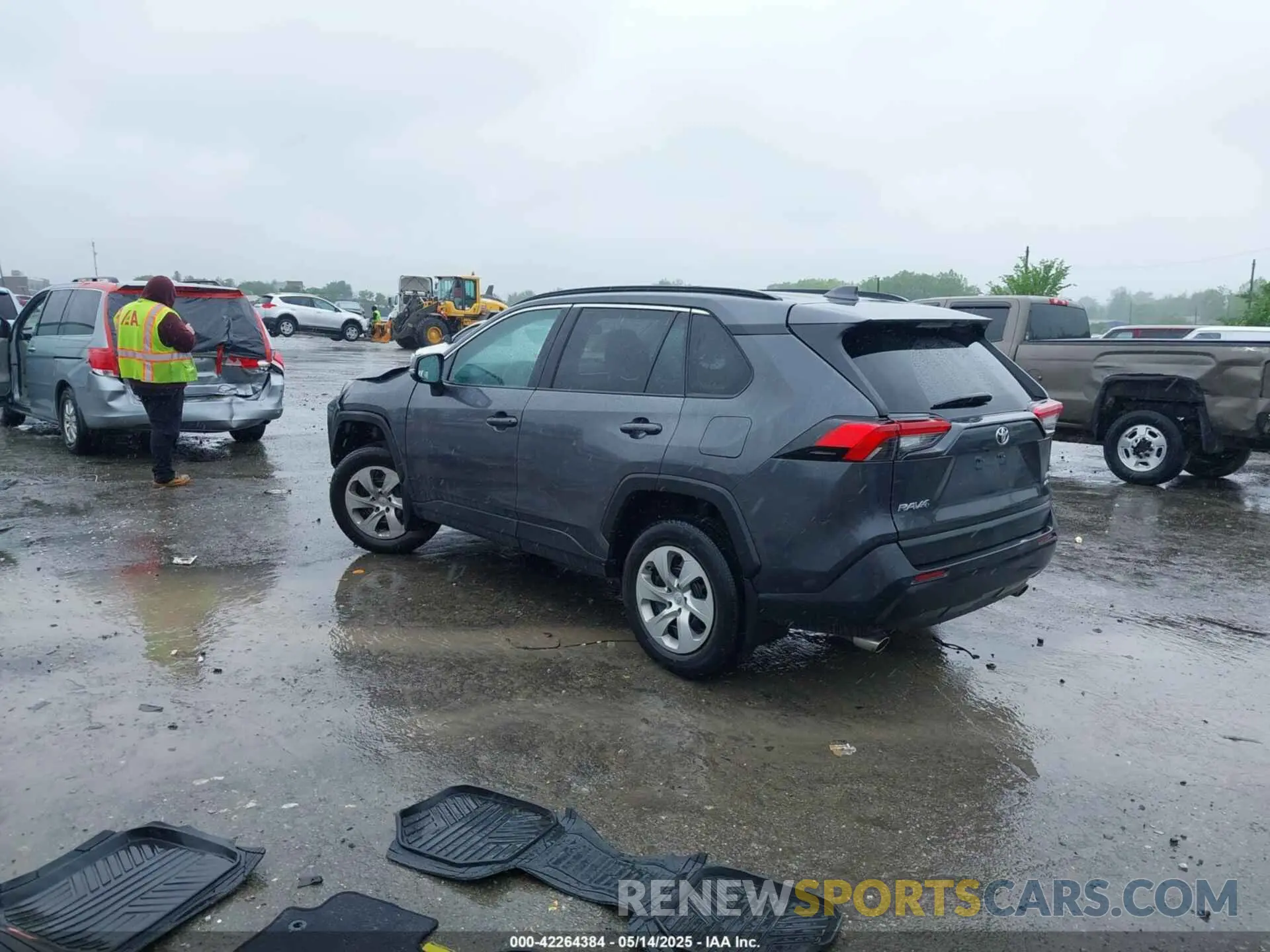 3 Photograph of a damaged car 2T3G1RFV7MC184178 TOYOTA RAV4 2021
