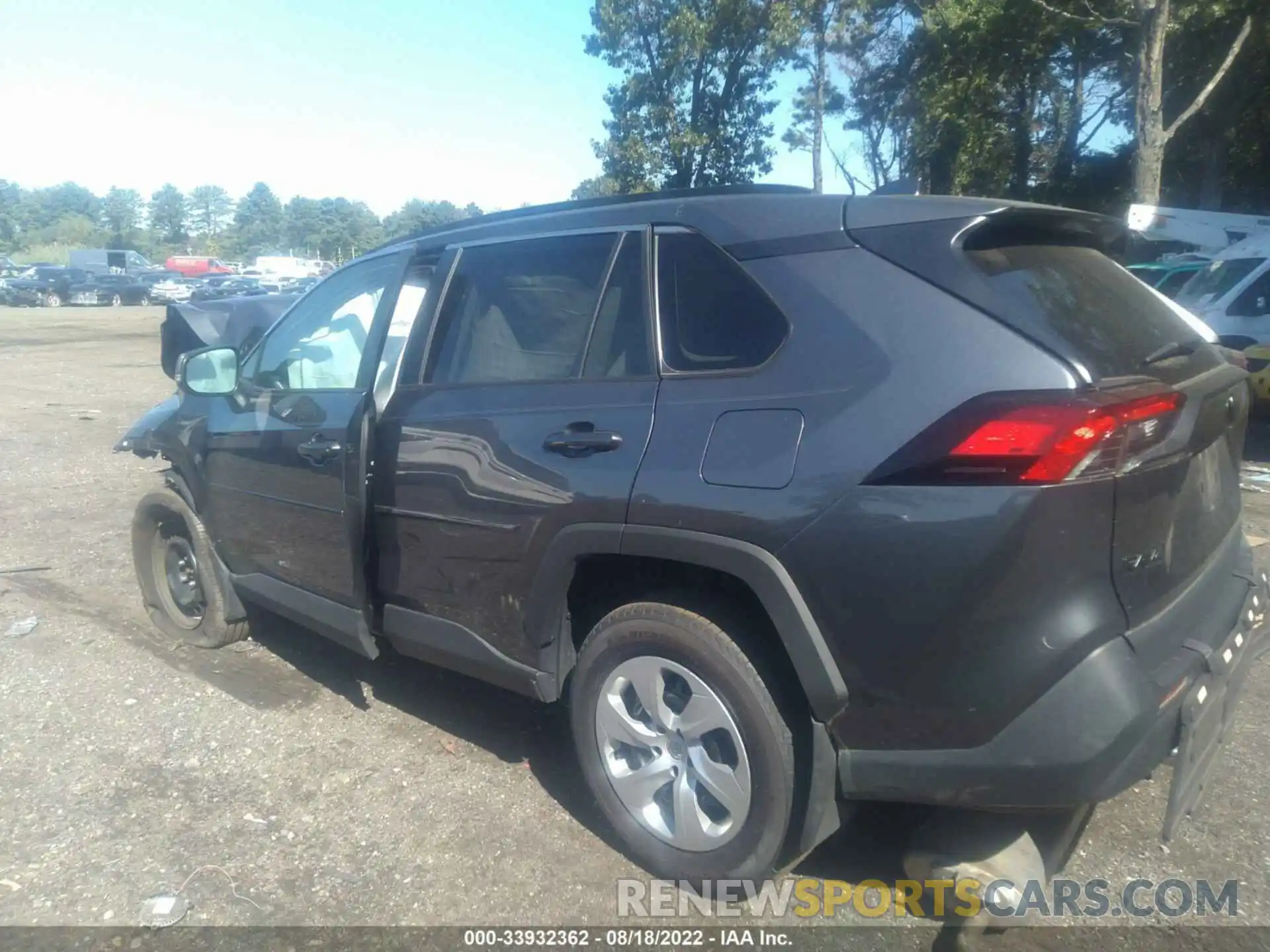 3 Photograph of a damaged car 2T3G1RFV7MC189574 TOYOTA RAV4 2021