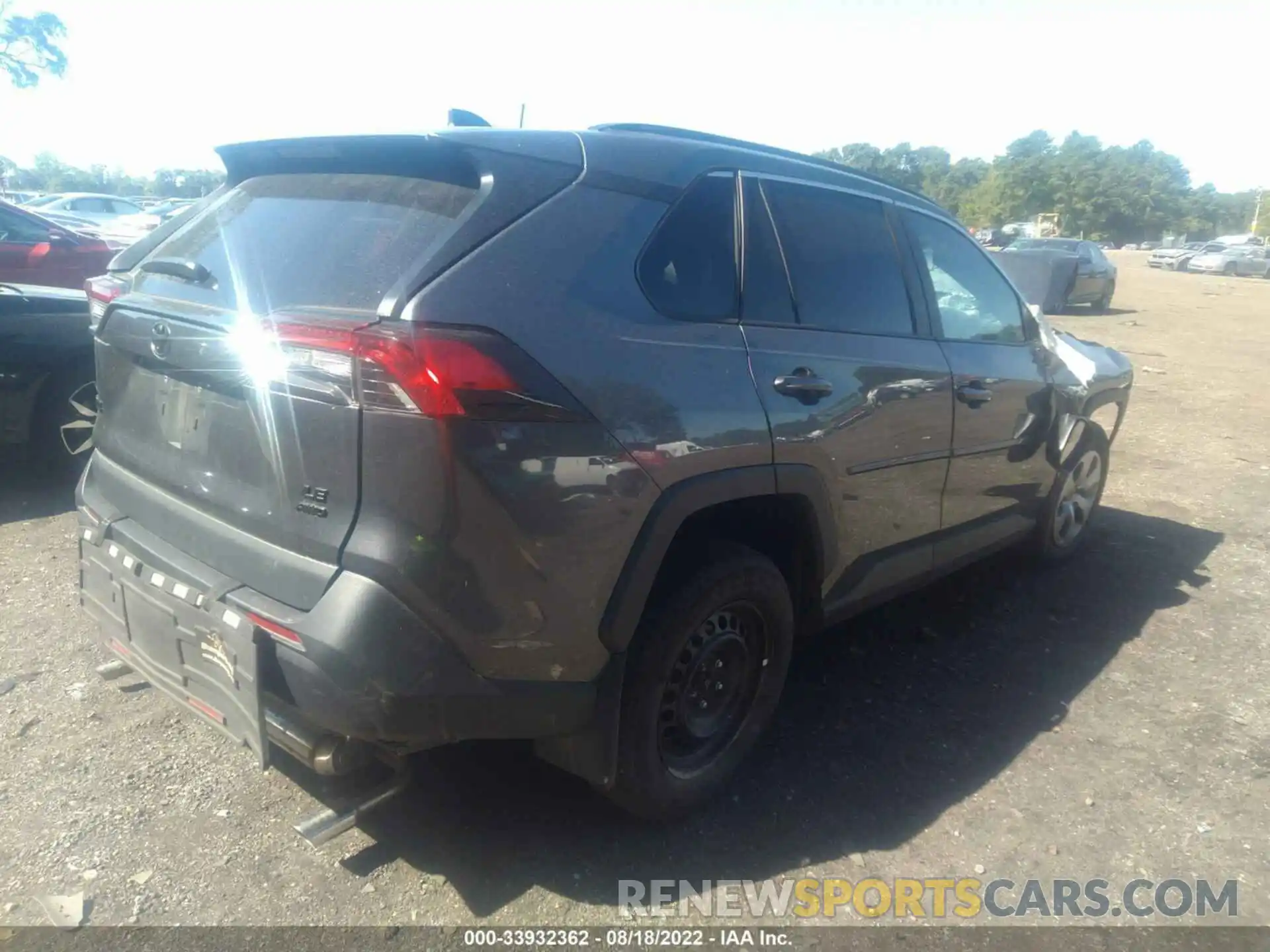 4 Photograph of a damaged car 2T3G1RFV7MC189574 TOYOTA RAV4 2021