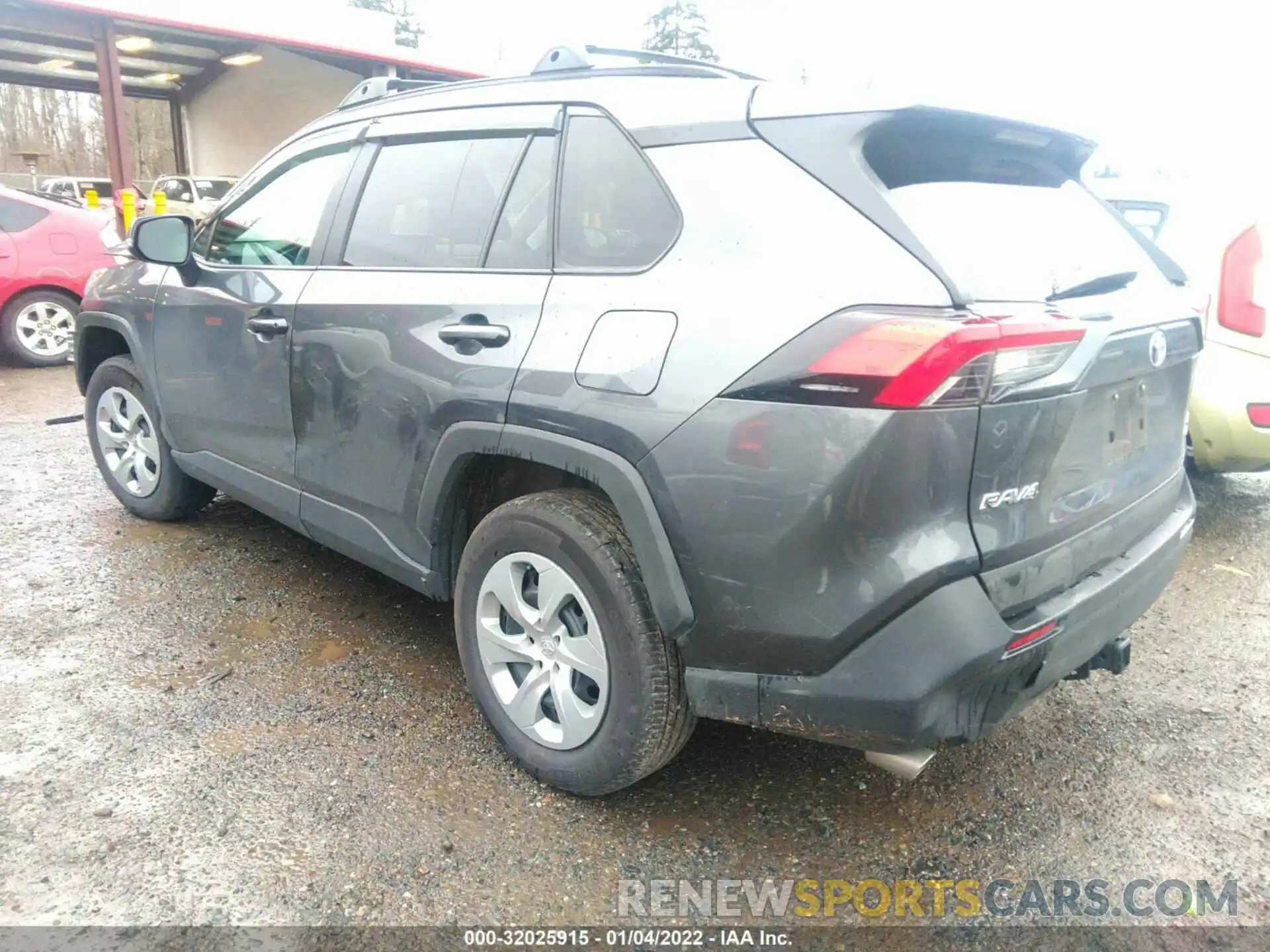 3 Photograph of a damaged car 2T3G1RFV7MC190725 TOYOTA RAV4 2021