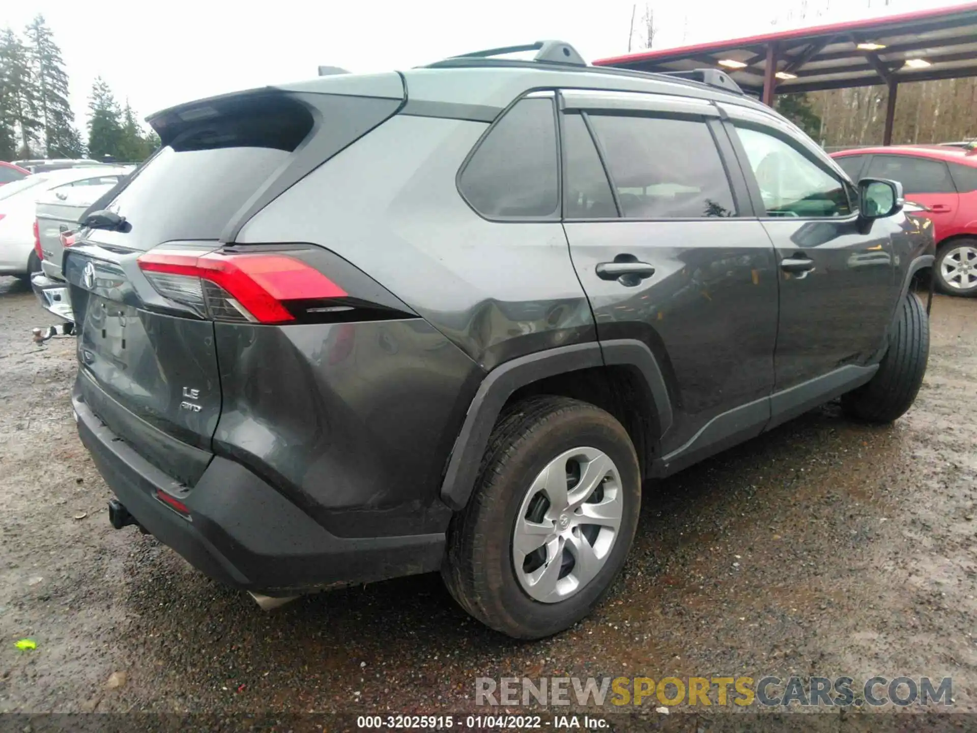 4 Photograph of a damaged car 2T3G1RFV7MC190725 TOYOTA RAV4 2021