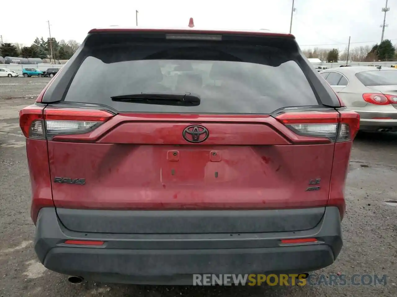 6 Photograph of a damaged car 2T3G1RFV7MW154774 TOYOTA RAV4 2021