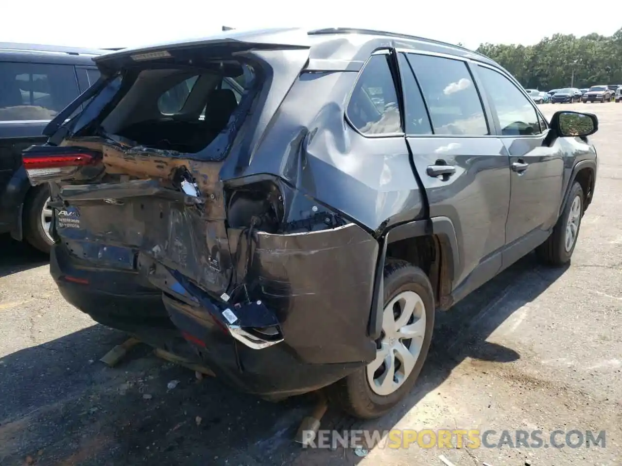 4 Photograph of a damaged car 2T3G1RFV7MW159876 TOYOTA RAV4 2021