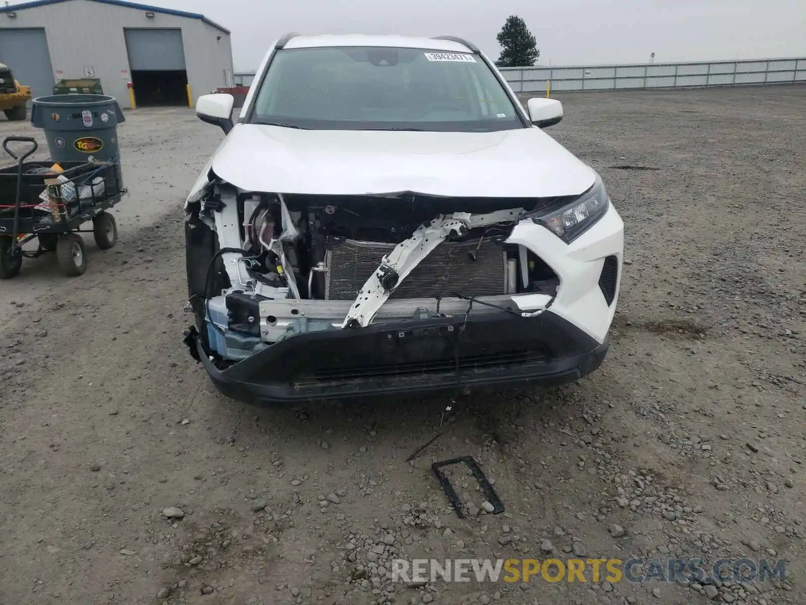 9 Photograph of a damaged car 2T3G1RFV8MC151965 TOYOTA RAV4 2021