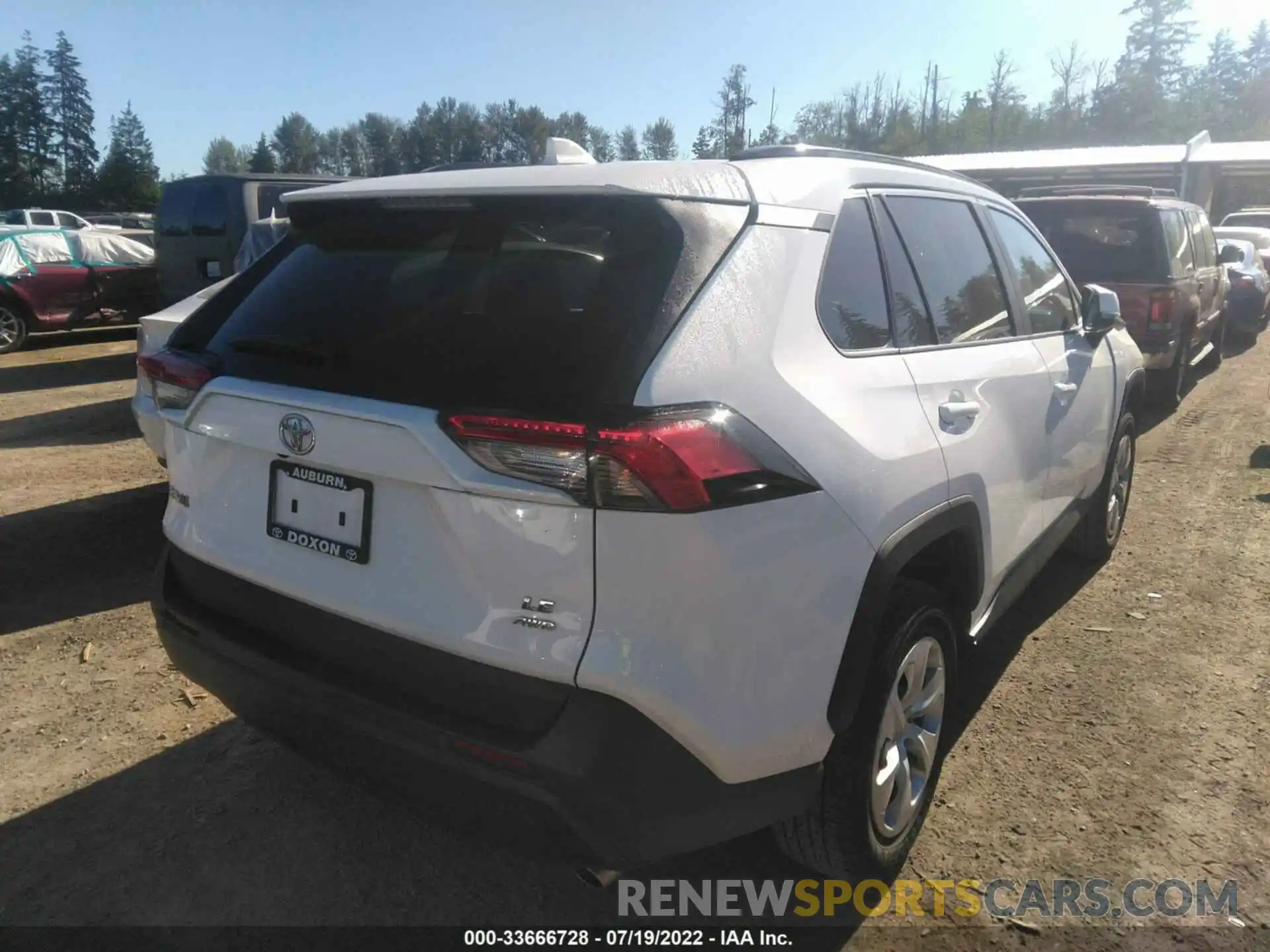 4 Photograph of a damaged car 2T3G1RFV8MC185825 TOYOTA RAV4 2021