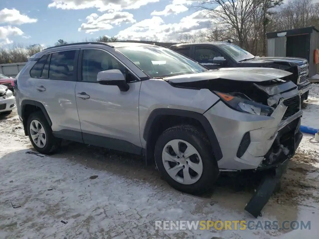 4 Photograph of a damaged car 2T3G1RFV8MC252729 TOYOTA RAV4 2021