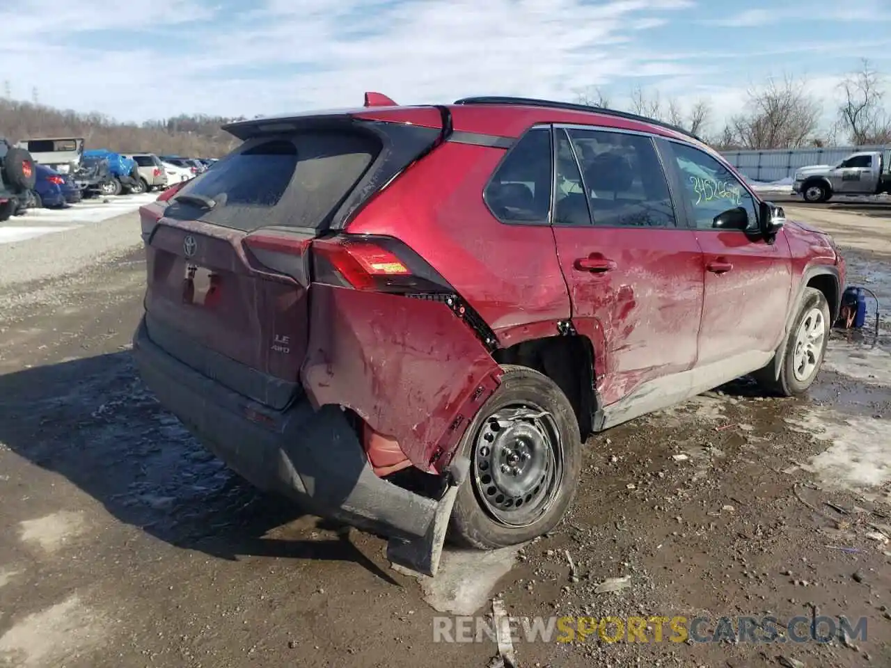 4 Photograph of a damaged car 2T3G1RFV8MW178534 TOYOTA RAV4 2021