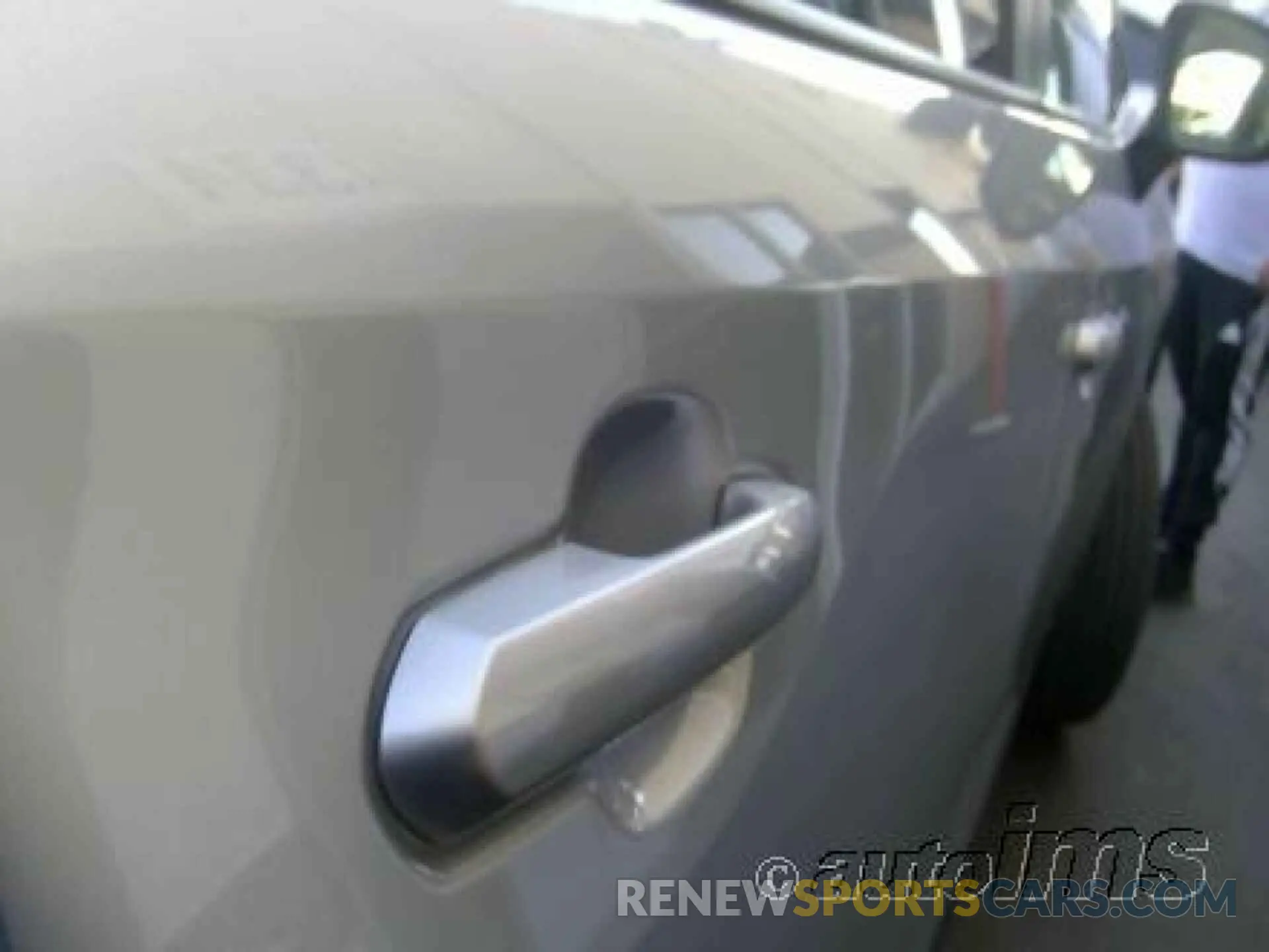 9 Photograph of a damaged car 2T3G1RFV9MC160271 TOYOTA RAV4 2021