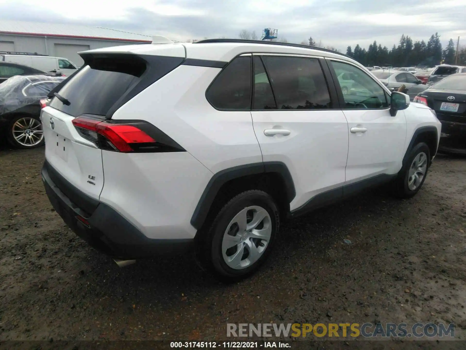 4 Photograph of a damaged car 2T3G1RFV9MC166037 TOYOTA RAV4 2021