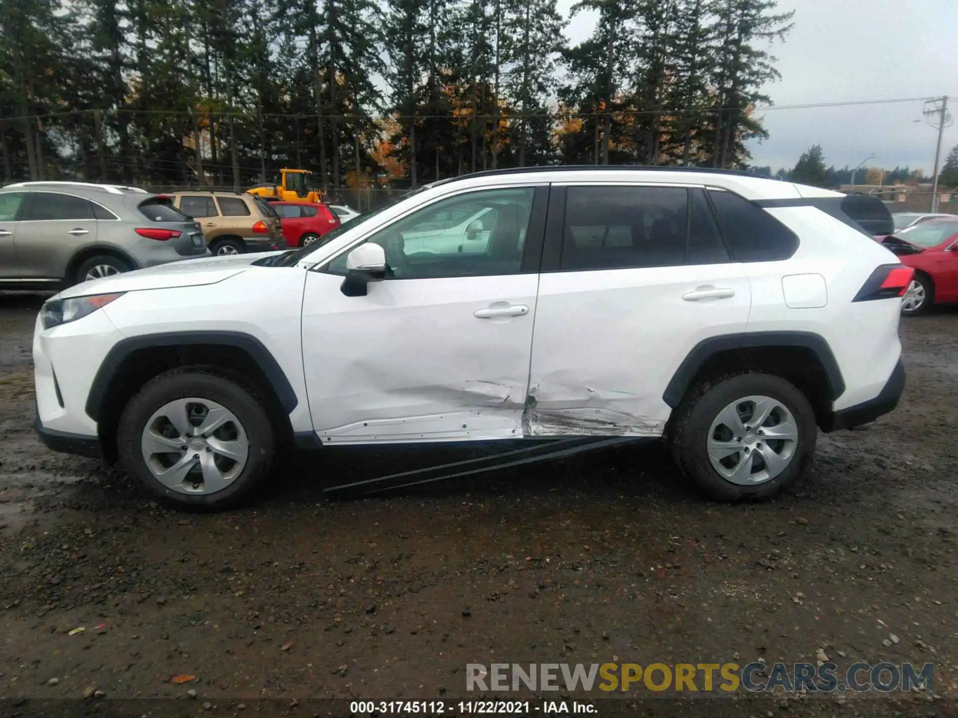 6 Photograph of a damaged car 2T3G1RFV9MC166037 TOYOTA RAV4 2021