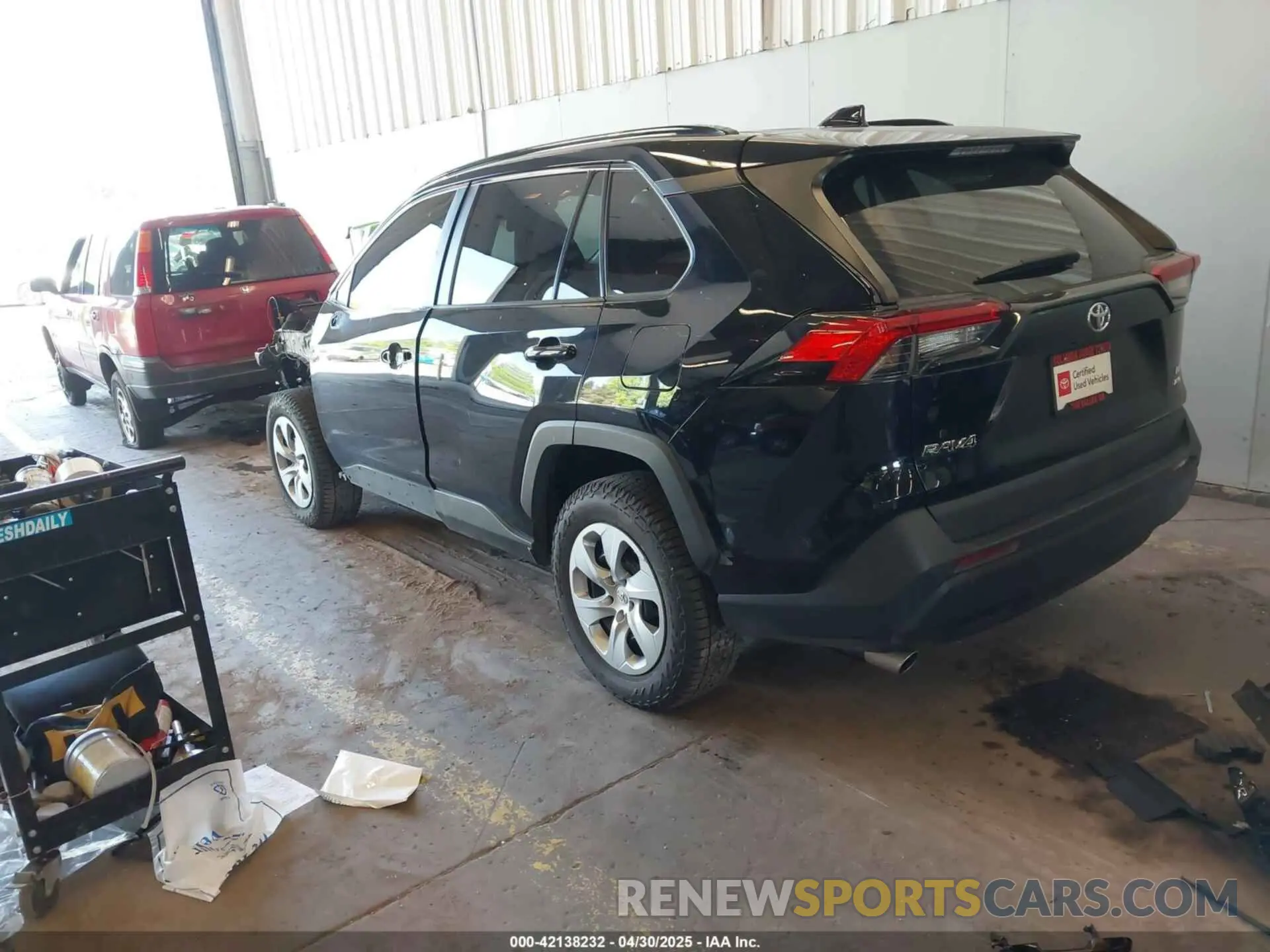 3 Photograph of a damaged car 2T3G1RFV9MC250665 TOYOTA RAV4 2021