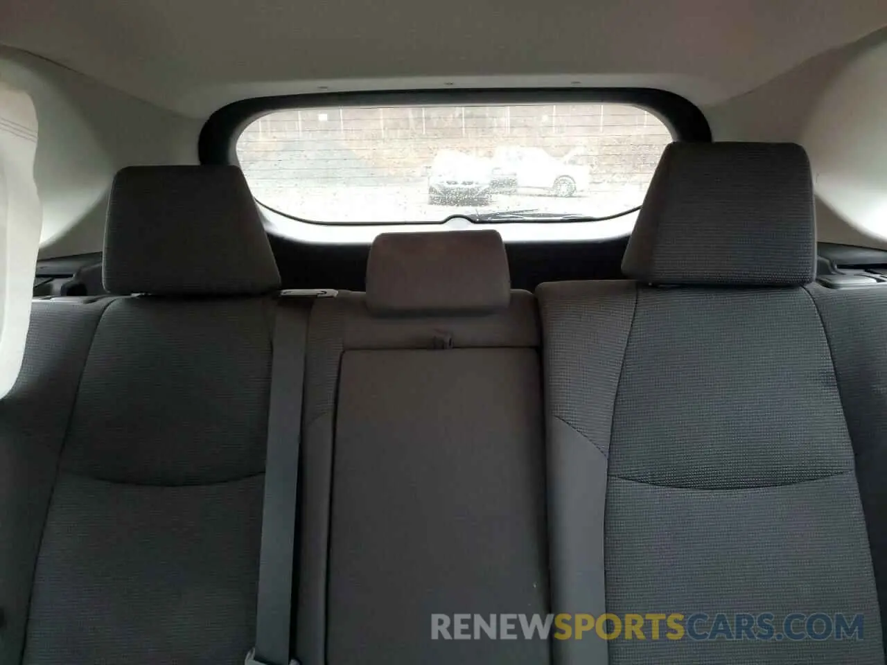 10 Photograph of a damaged car 2T3G1RFV9MW168305 TOYOTA RAV4 2021