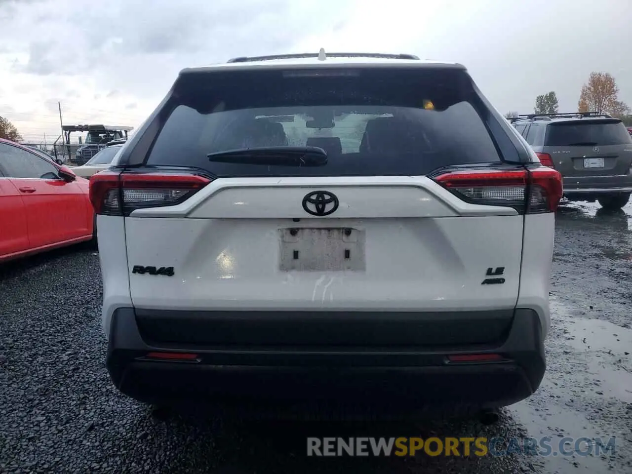 6 Photograph of a damaged car 2T3G1RFVXMC159064 TOYOTA RAV4 2021