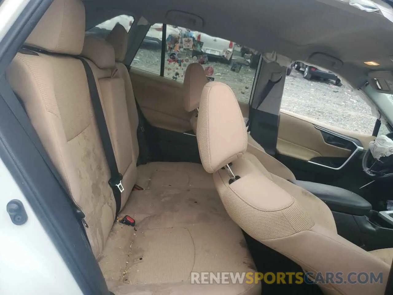 11 Photograph of a damaged car 2T3G1RFVXMC166869 TOYOTA RAV4 2021