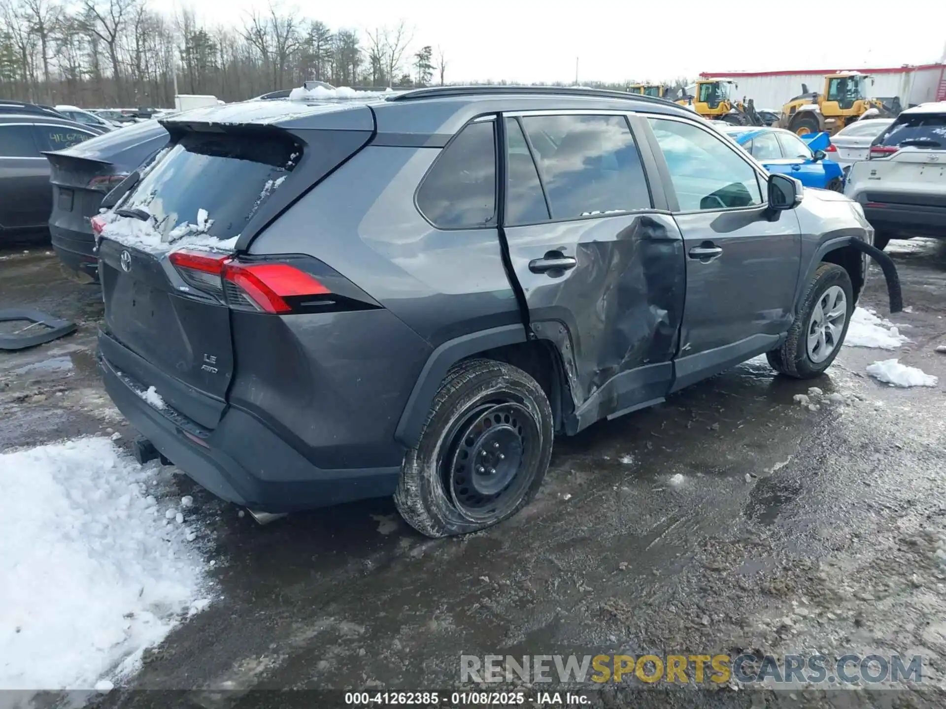 4 Photograph of a damaged car 2T3G1RFVXMC184630 TOYOTA RAV4 2021