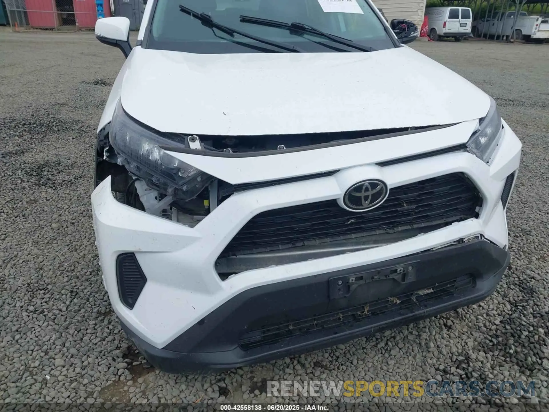 6 Photograph of a damaged car 2T3G1RFVXMW217592 TOYOTA RAV4 2021