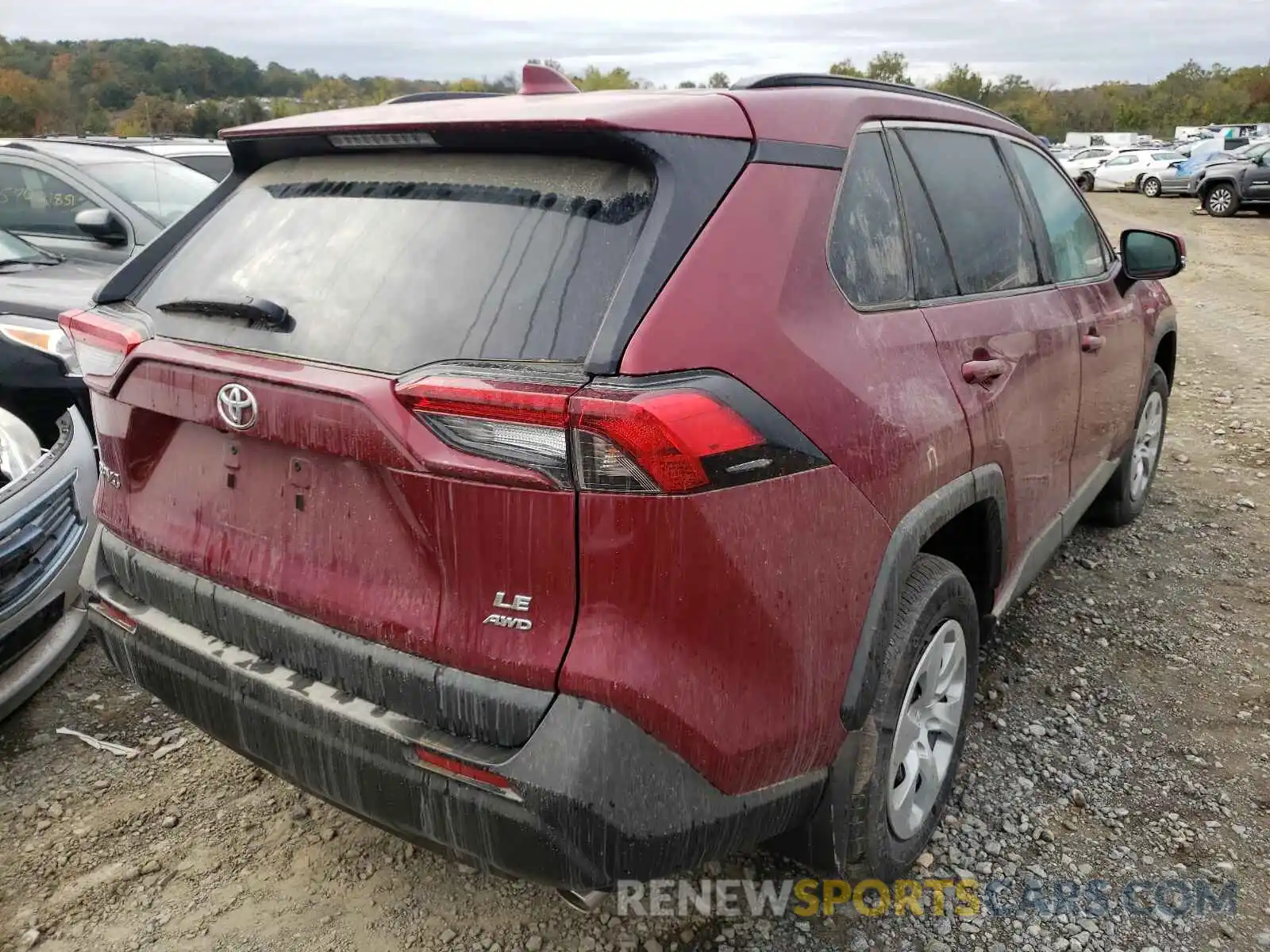 4 Photograph of a damaged car 2T3G1RFVXMW227958 TOYOTA RAV4 2021