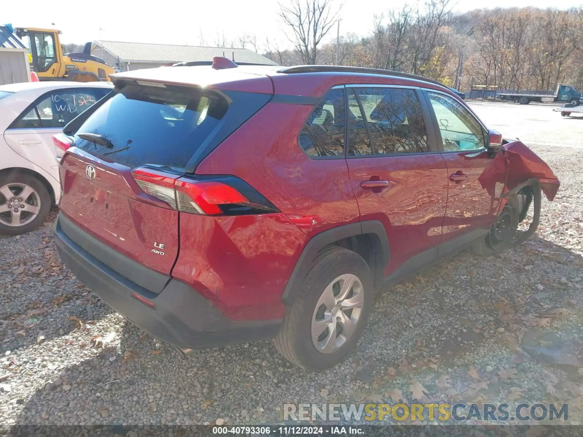 4 Photograph of a damaged car 2T3G1RFVXMW231198 TOYOTA RAV4 2021