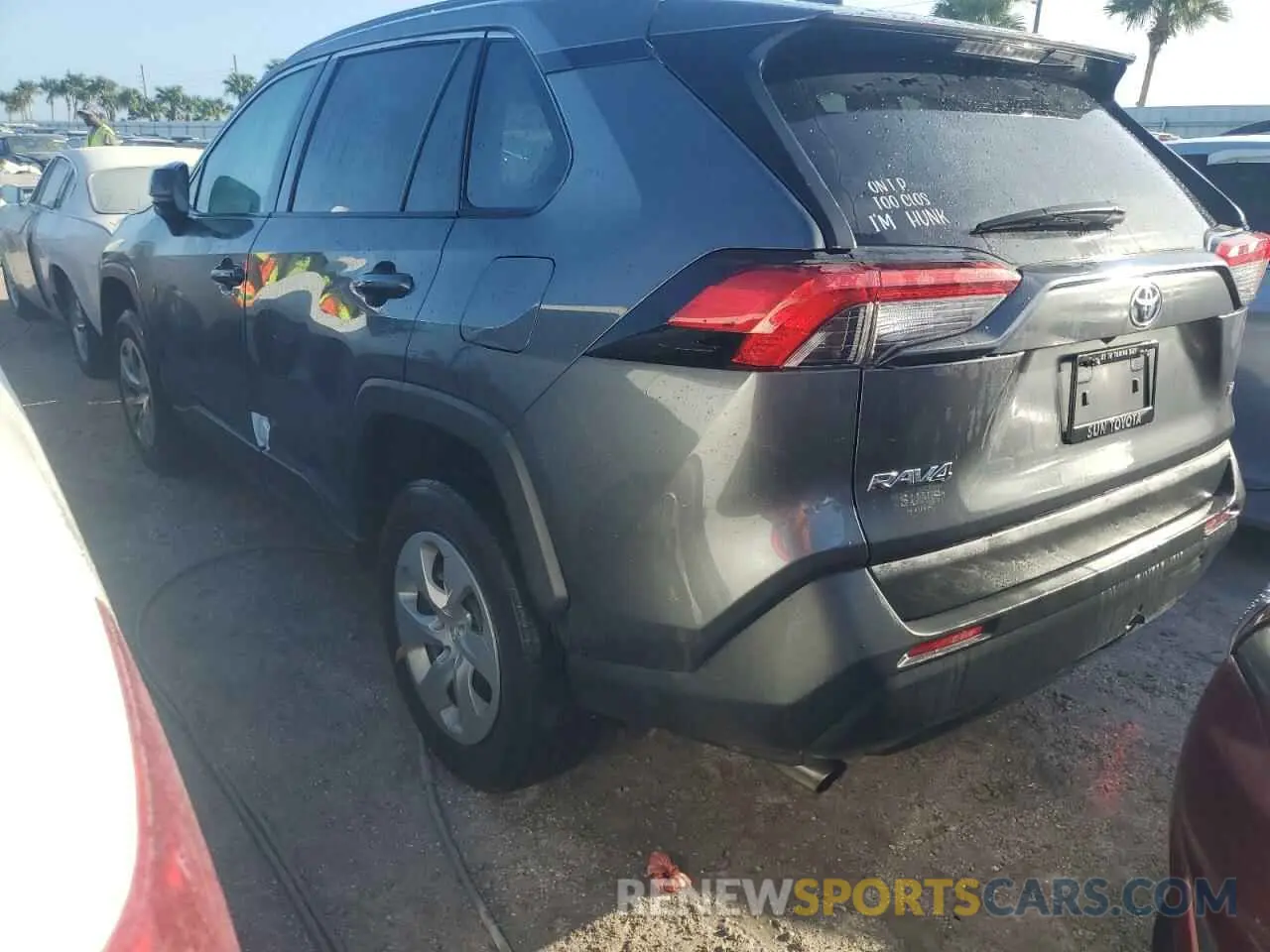 2 Photograph of a damaged car 2T3H1RFV0MC102621 TOYOTA RAV4 2021
