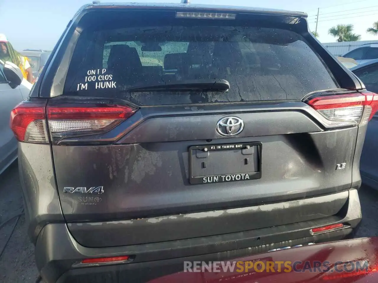 6 Photograph of a damaged car 2T3H1RFV0MC102621 TOYOTA RAV4 2021
