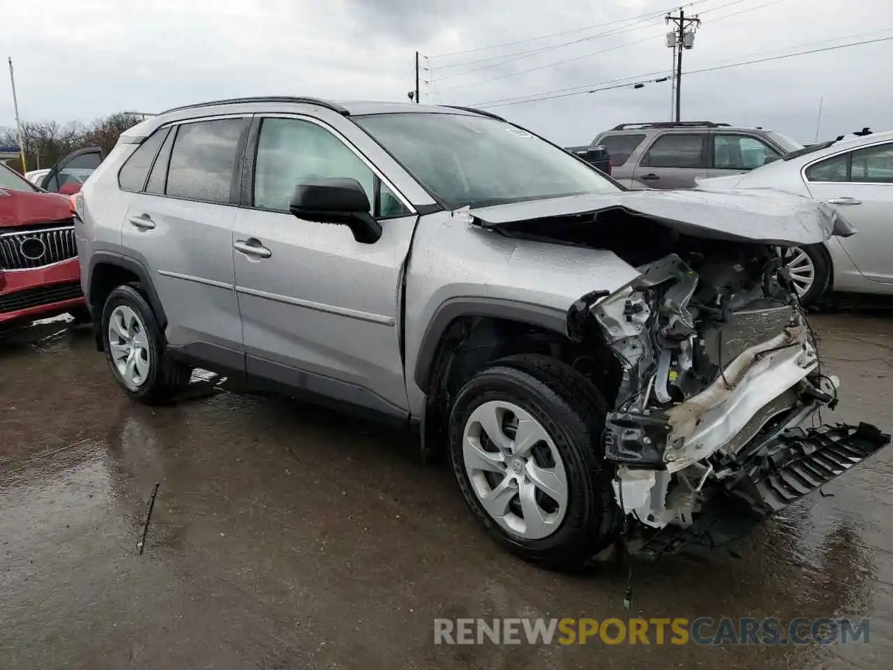 4 Photograph of a damaged car 2T3H1RFV0MC105311 TOYOTA RAV4 2021