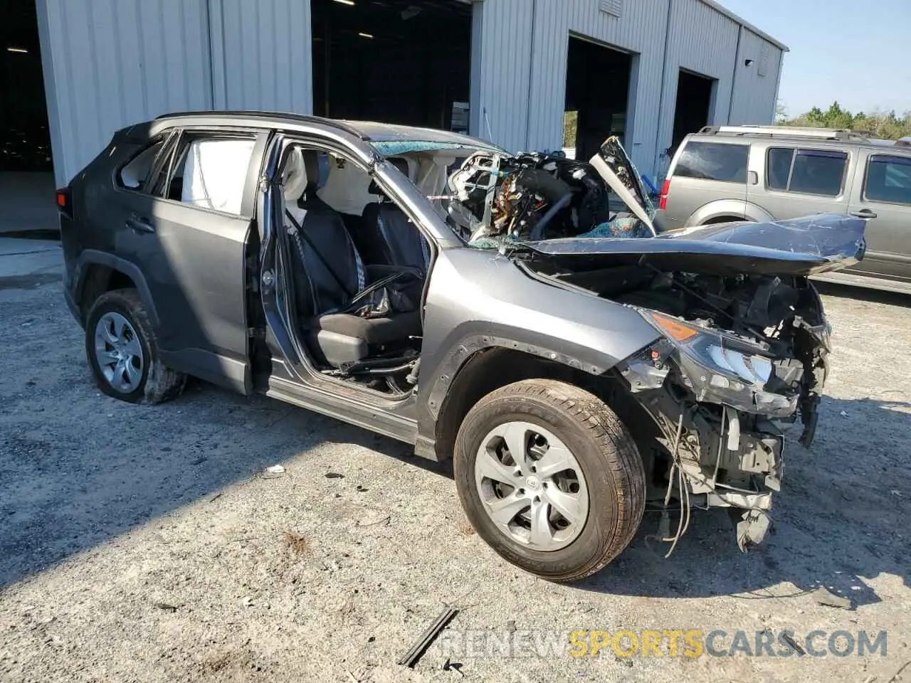 4 Photograph of a damaged car 2T3H1RFV0MC107690 TOYOTA RAV4 2021
