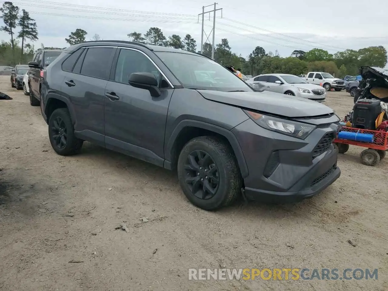 4 Photograph of a damaged car 2T3H1RFV0MC122061 TOYOTA RAV4 2021