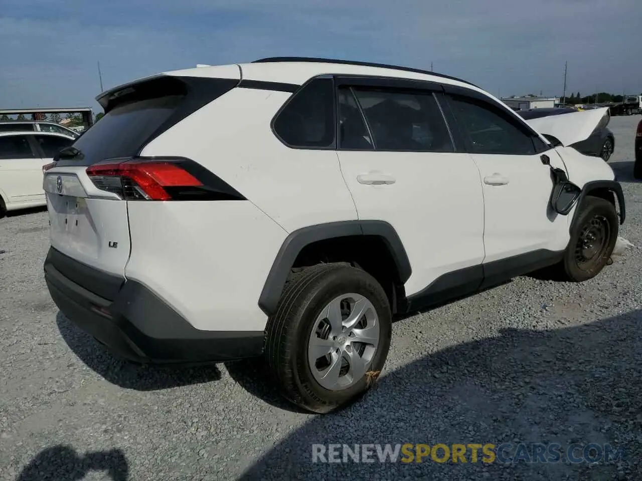 3 Photograph of a damaged car 2T3H1RFV0MC129771 TOYOTA RAV4 2021
