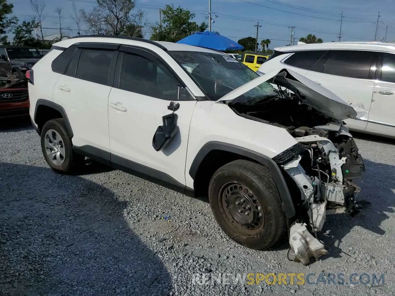 4 Photograph of a damaged car 2T3H1RFV0MC129771 TOYOTA RAV4 2021