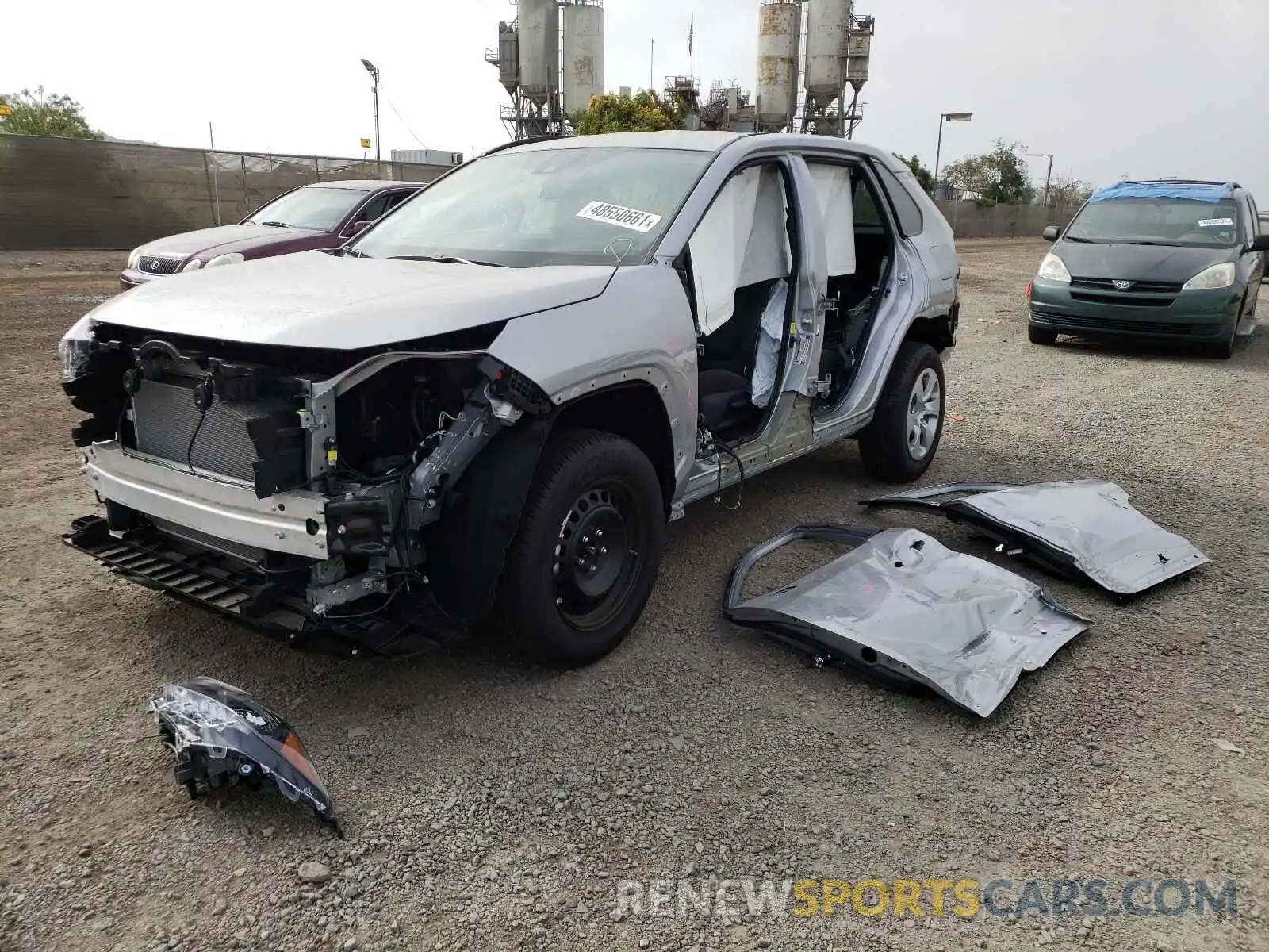 2 Photograph of a damaged car 2T3H1RFV0MC135134 TOYOTA RAV4 2021