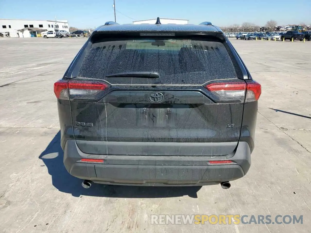 6 Photograph of a damaged car 2T3H1RFV0MC138910 TOYOTA RAV4 2021