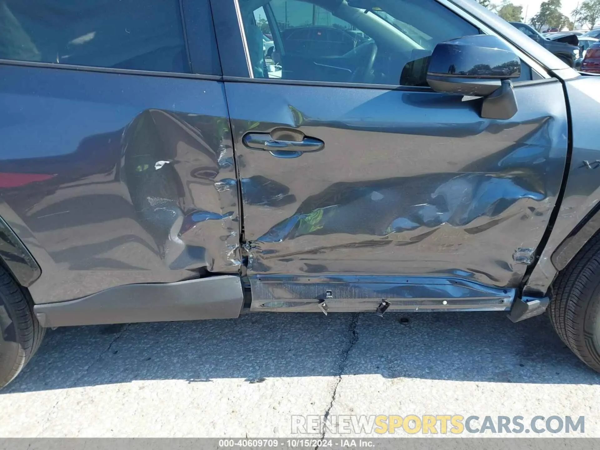 6 Photograph of a damaged car 2T3H1RFV0MC147834 TOYOTA RAV4 2021