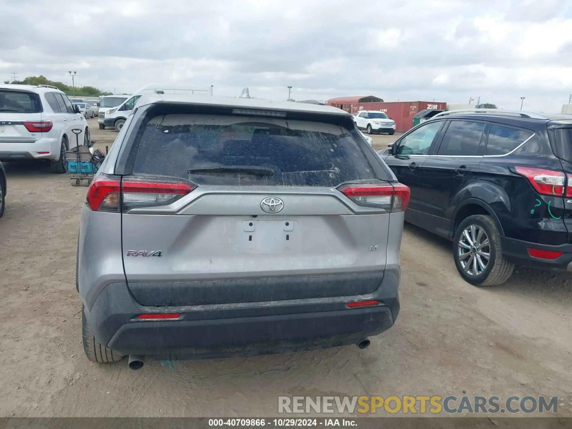 16 Photograph of a damaged car 2T3H1RFV0MC160499 TOYOTA RAV4 2021