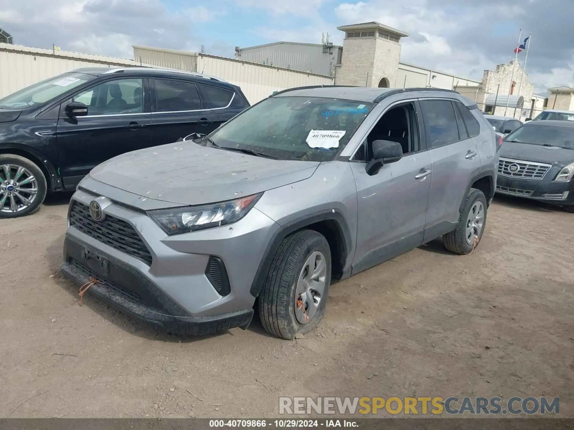 2 Photograph of a damaged car 2T3H1RFV0MC160499 TOYOTA RAV4 2021